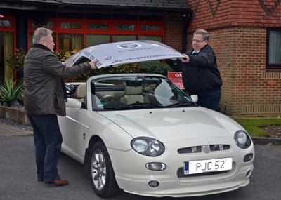 Pete &amp; Tim removing the Top from Pete's car