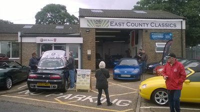 East County Classics day,dogs,hard top handover 013.jpg