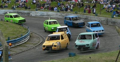 Racing-reliant-robins_mendips-raceway_2005-05-30.jpg