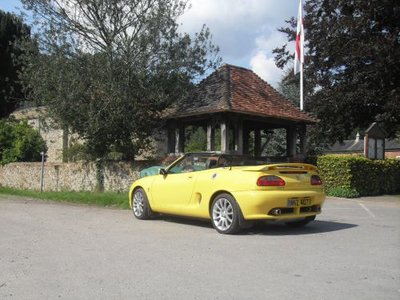 John and Trish in Checkendon