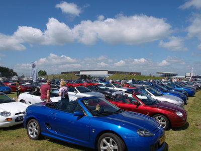 mgf_register_parking_1.JPG