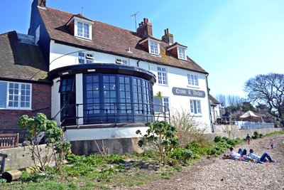 The Crown &amp; Anchor from the sea side